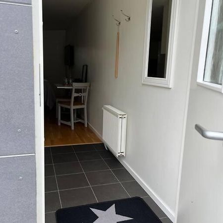 Modernt Boende Med God Tillgaenglighet. Alingsås المظهر الخارجي الصورة